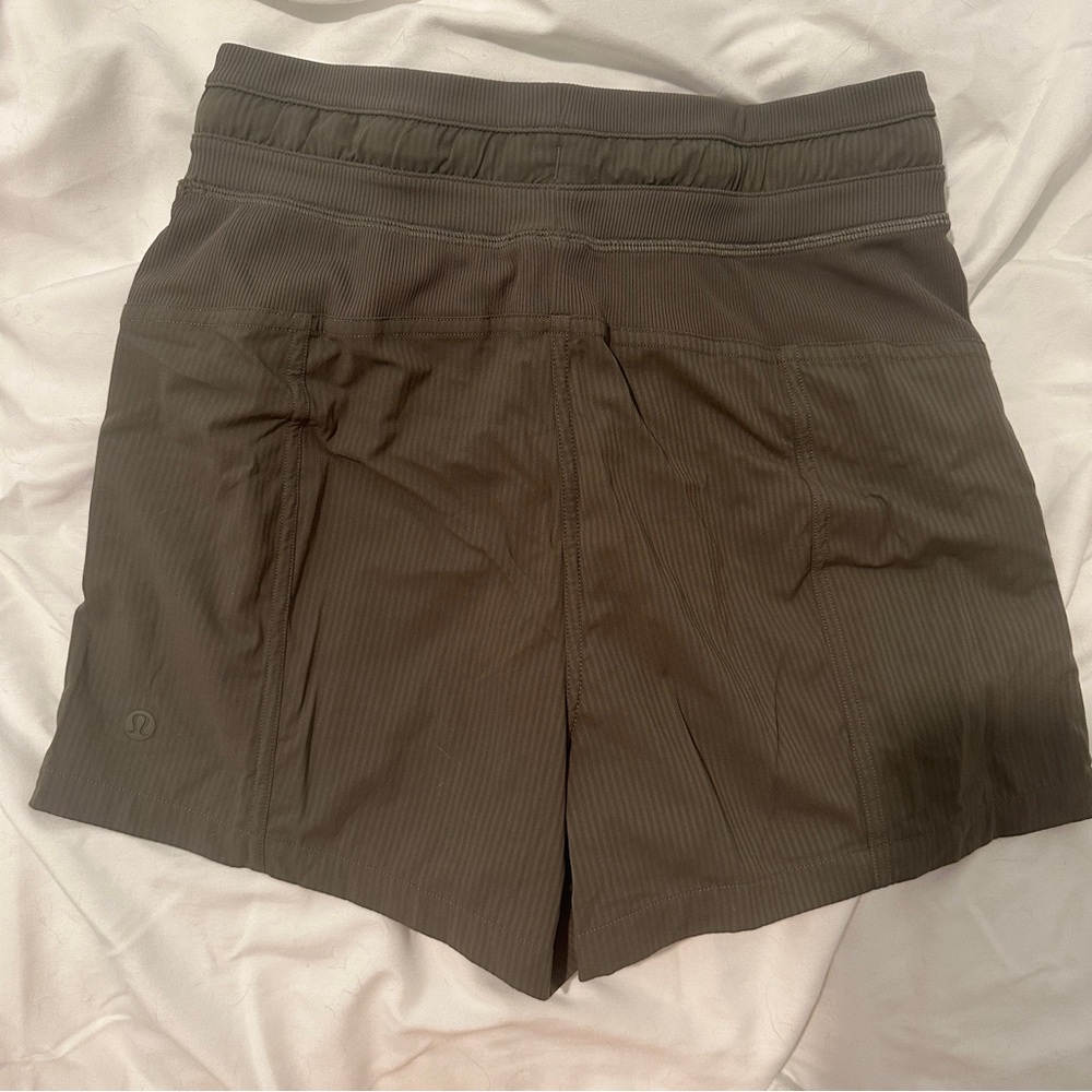 Lululemon Dance Studio High Rise Short, 3.5” - Picture 2 of 4